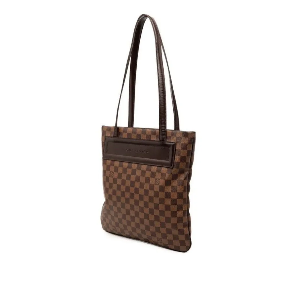 Louis Vuitton delivery duty